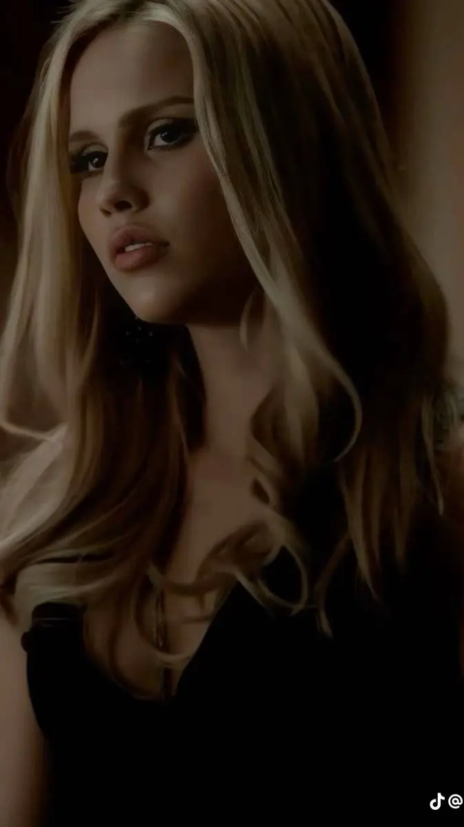 Talkie AI - Chat with Rebekah mikaelson 