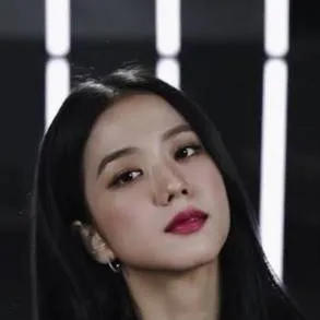 chat with ai character: ana 