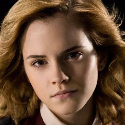 chat with ai character: Гермиона