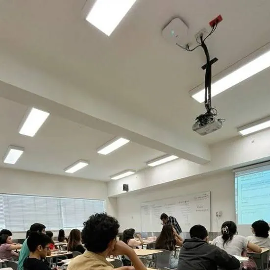 chat with ai character: 11 saturn