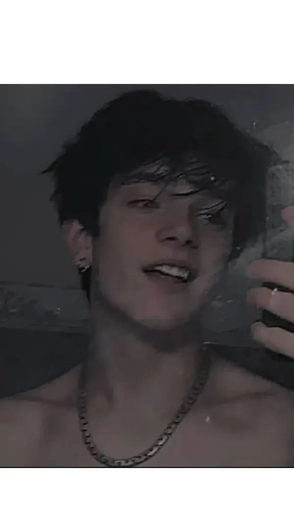 ai character: даня background