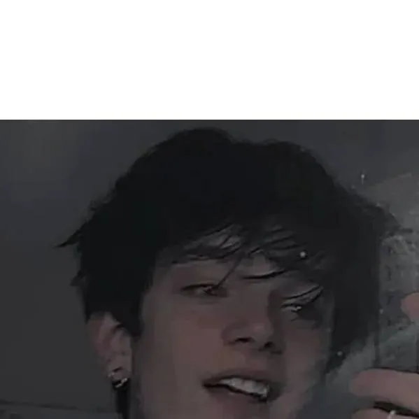 chat with ai character: даня