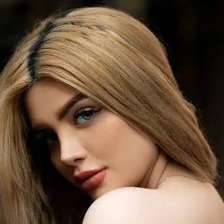 chat with ai character: pretty boss