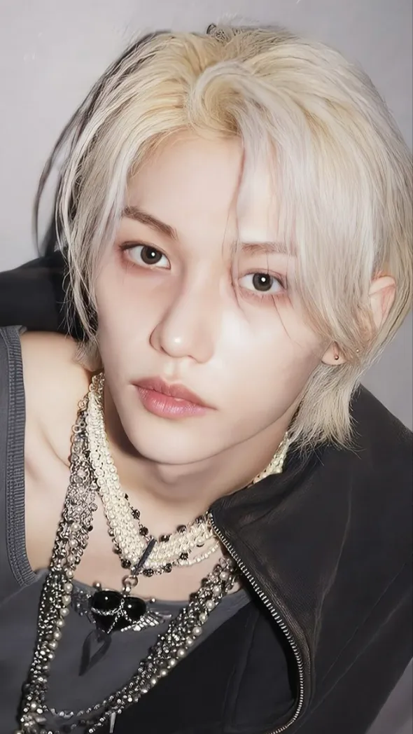 ai character: FELIX background