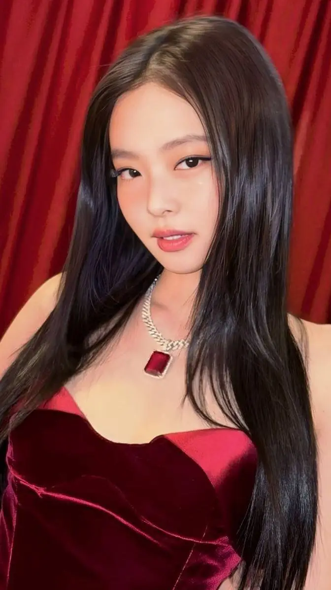 ai character: Jennie😘 background