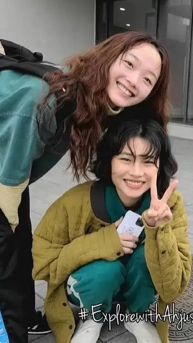 ai character: Ji-byeok ❤️ background