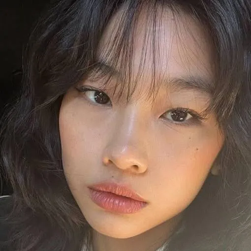 chat with ai character: Sae-byeok,6