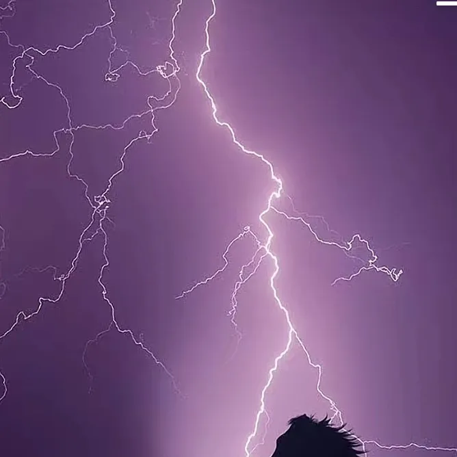 chat with ai character: Sam x Colby