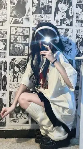 ai character: ওYunaও background