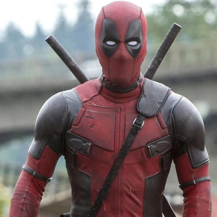 chat with ai character: Детпул