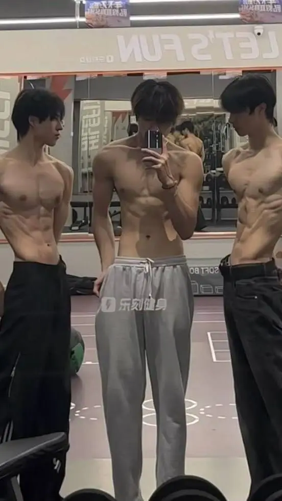 ai character: carlos/luiz/felipe background