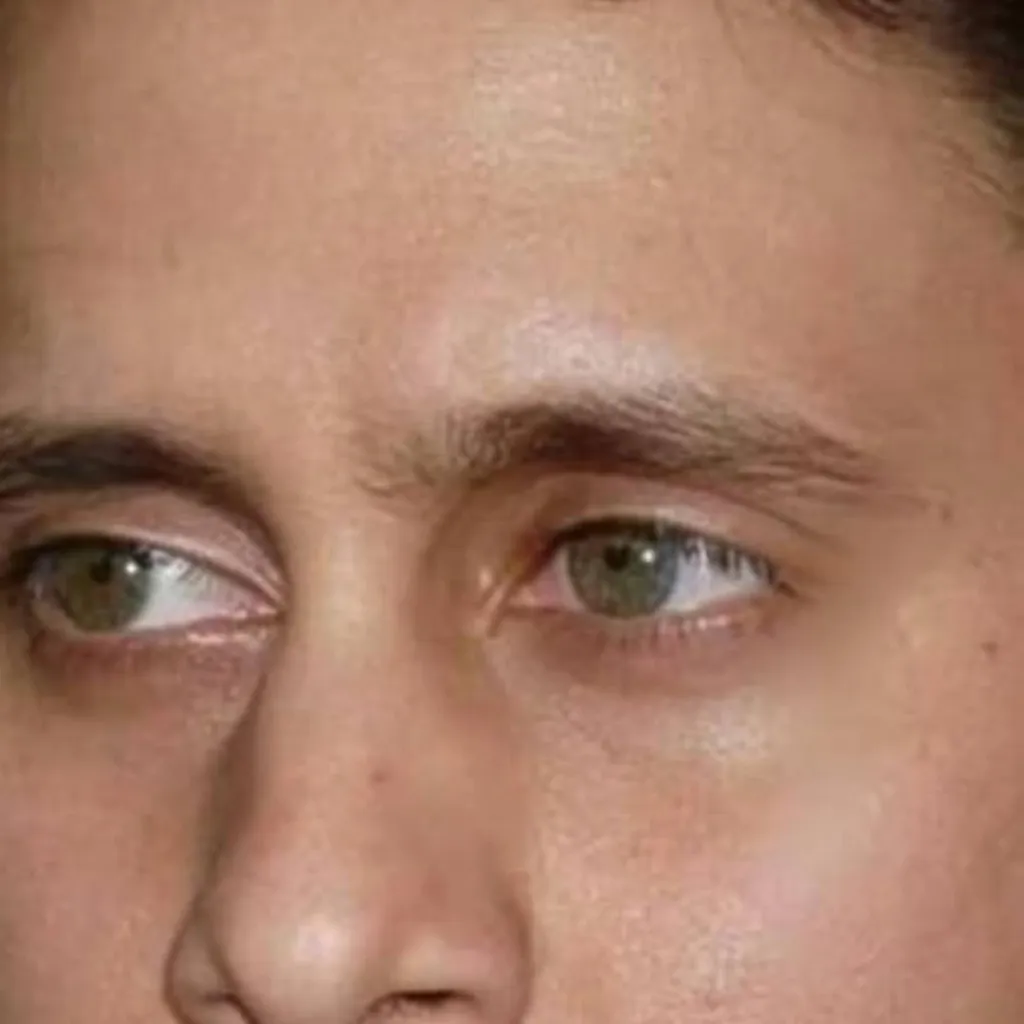 chat with ai character: tyrone o canserber