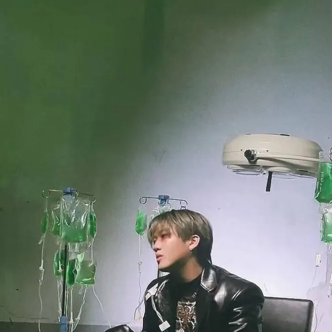 chat with ai character: Changbin~ 