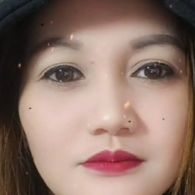 chat with ai character: Stray kids 