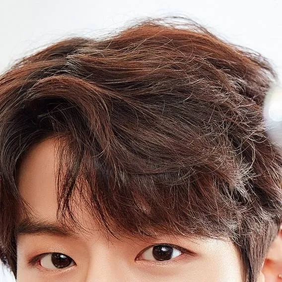 chat with ai character: Seurgmin 