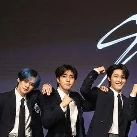 chat with ai character: SKZ 
