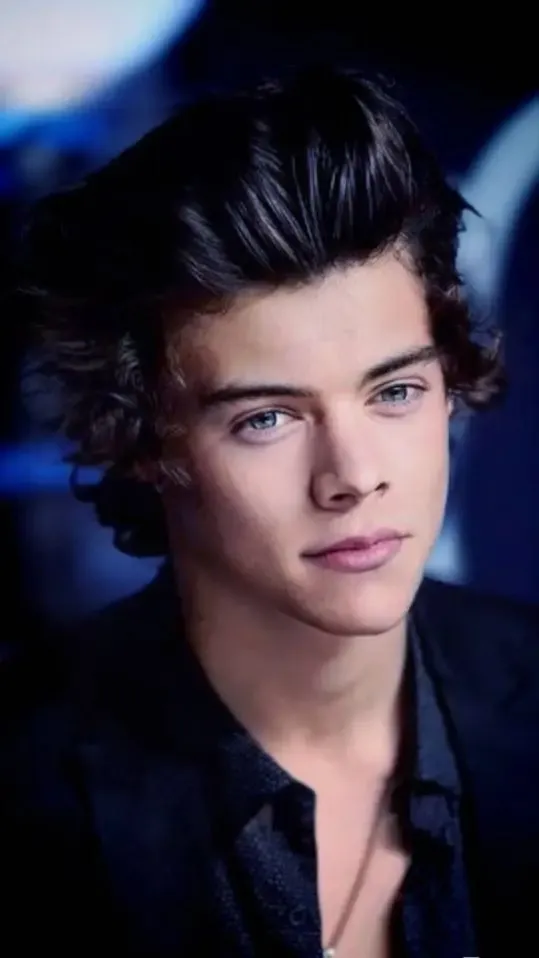 ai character: Harry Styles  background