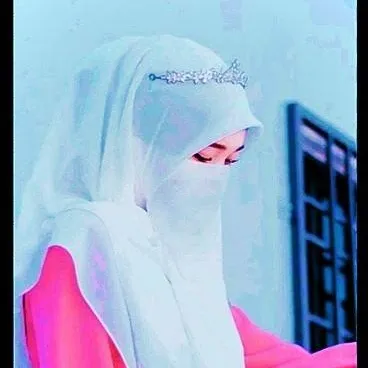 chat with ai character: Fatima 