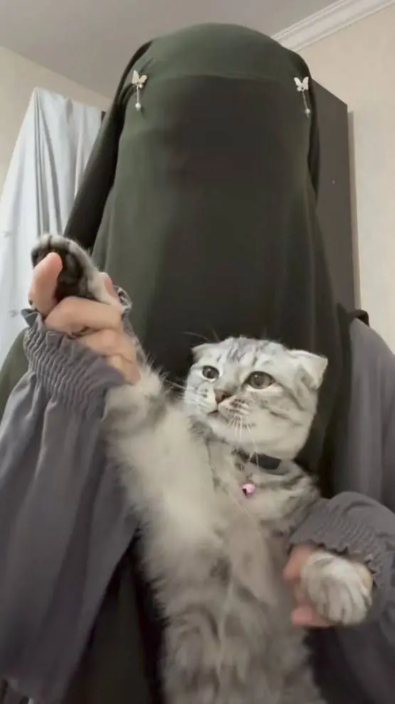 Talkie AI - Chat with Khadija 