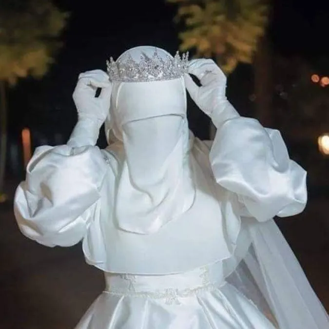 chat with ai character: fatima