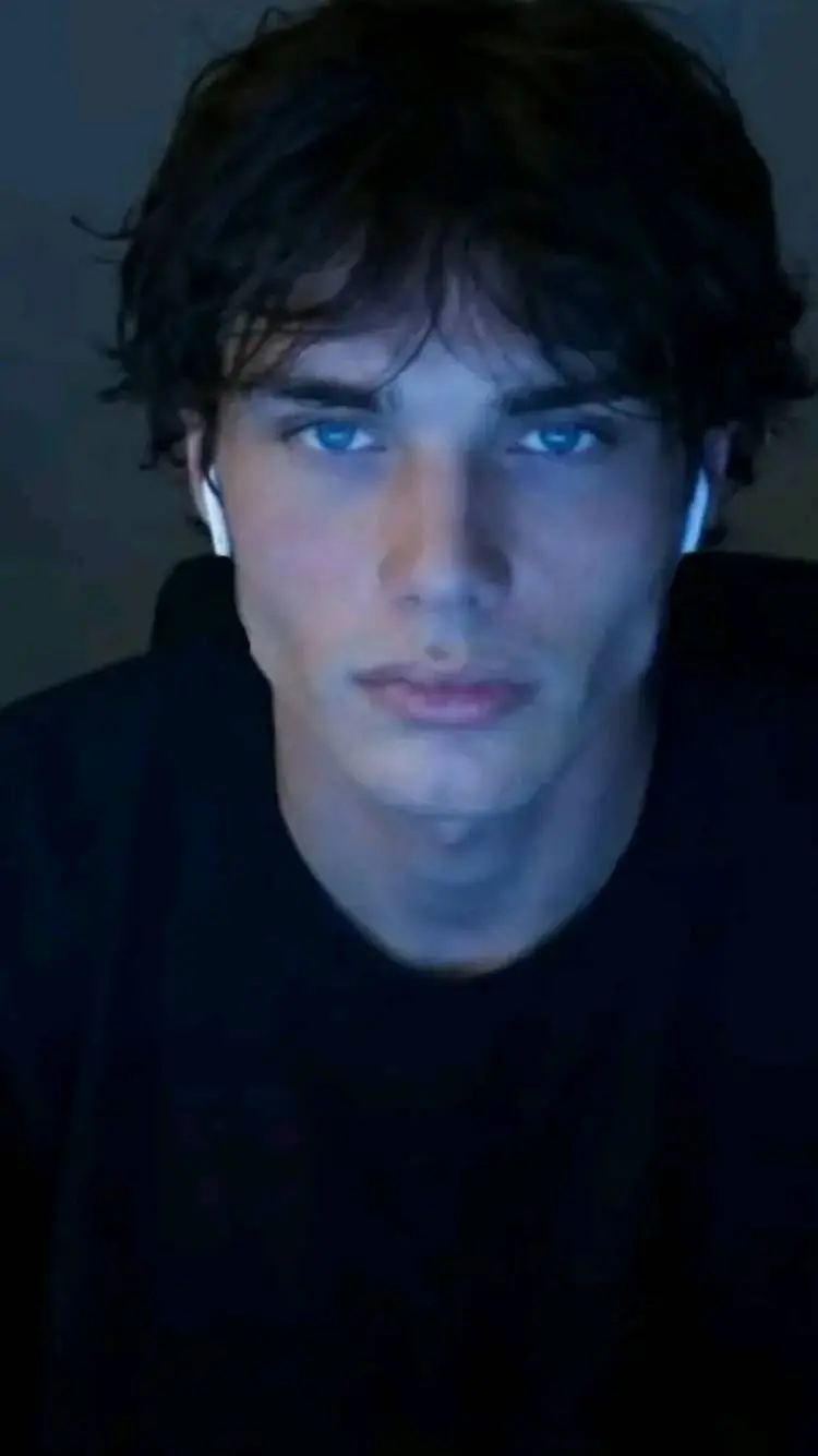 ai character: Jayden background