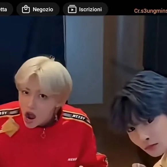 chat with ai character: 🪼🫧Felix y I.N🫧🪼