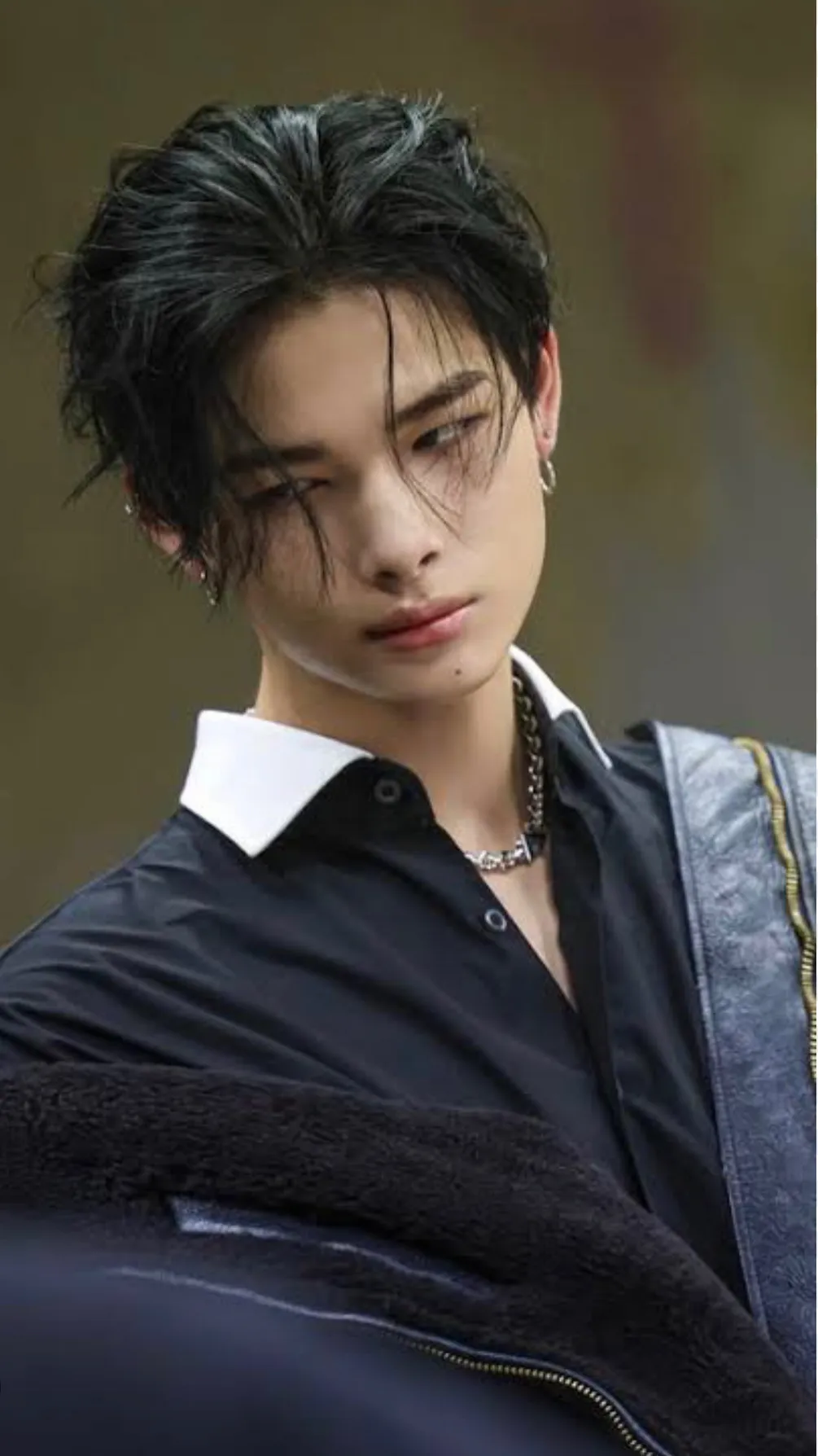 ai character: Nishimura Ri-ki background