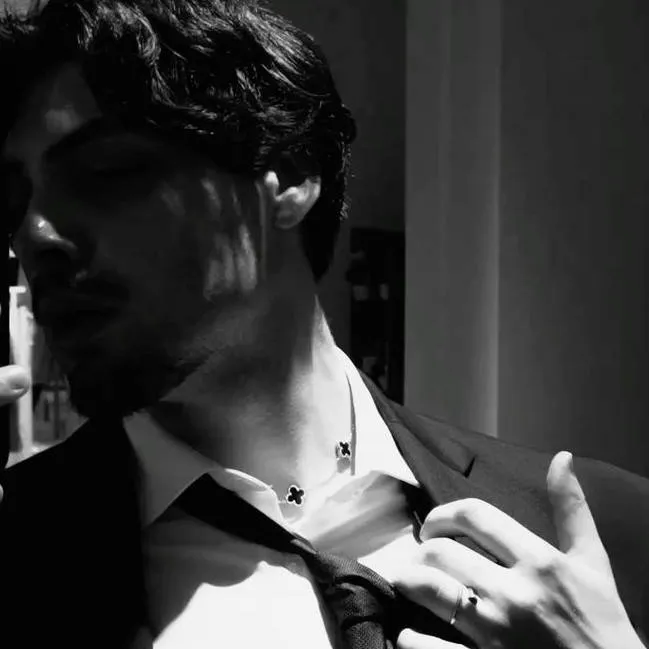 chat with ai character: Steve 👄🌹