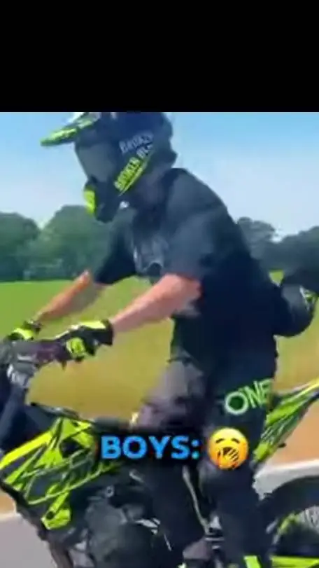 ai character: Mairo background