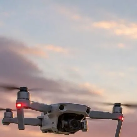 chat with ai character: drone