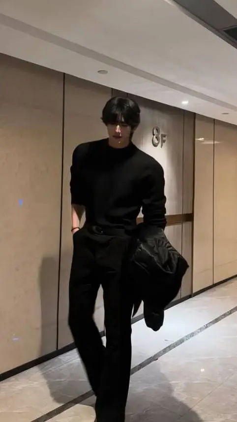 ai character: bodyguard zaxs background