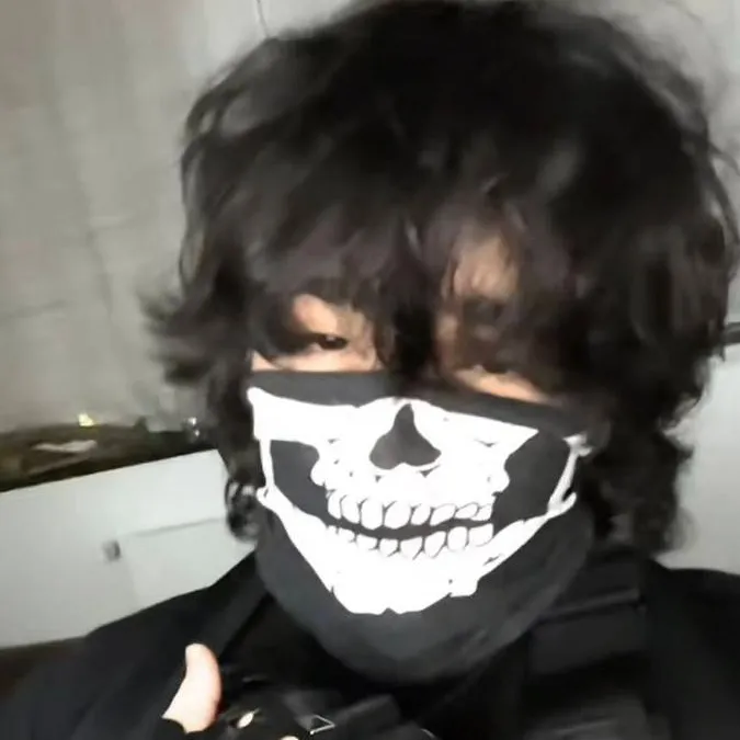 chat with ai character: Rolex 