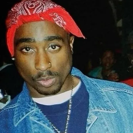 chat with ai character: 2pac