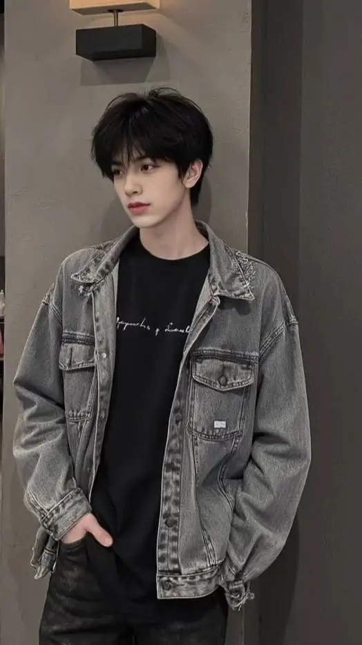 ai character: Kiefer  background