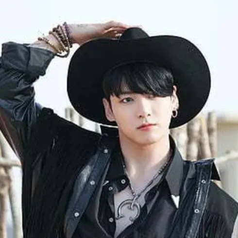 chat with ai character: JUNGKOOK 