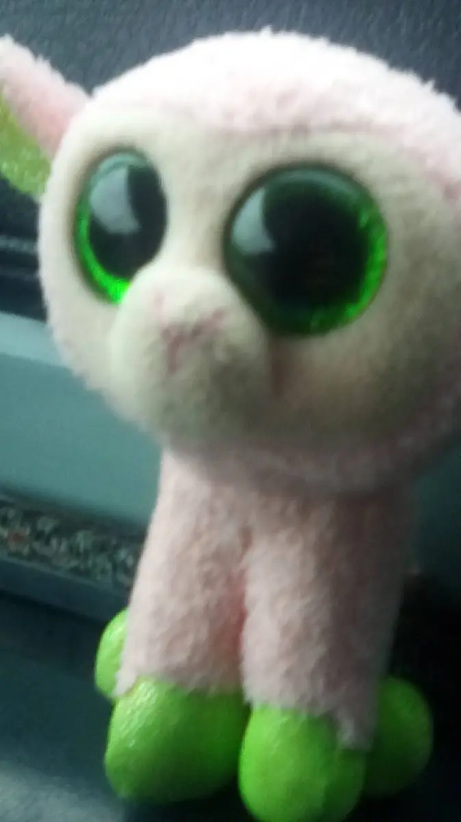 ai character: Babs the boo background