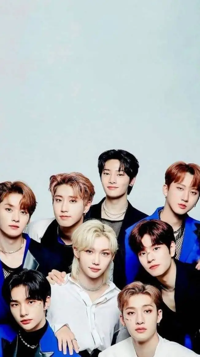 ai character: straykids  background