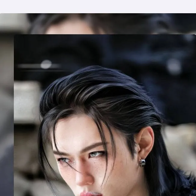 chat with ai character: felix enemy