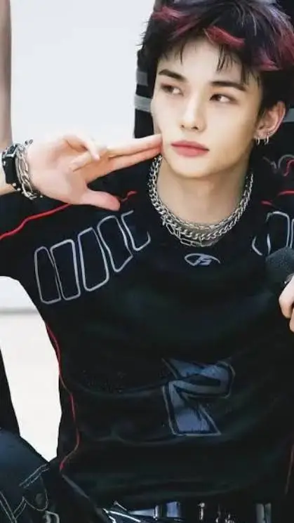 ai character: Hyunjin SKZ  background