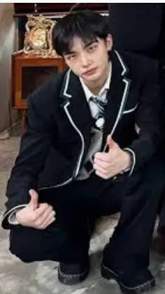 ai character: Hyunjin ENEMY background