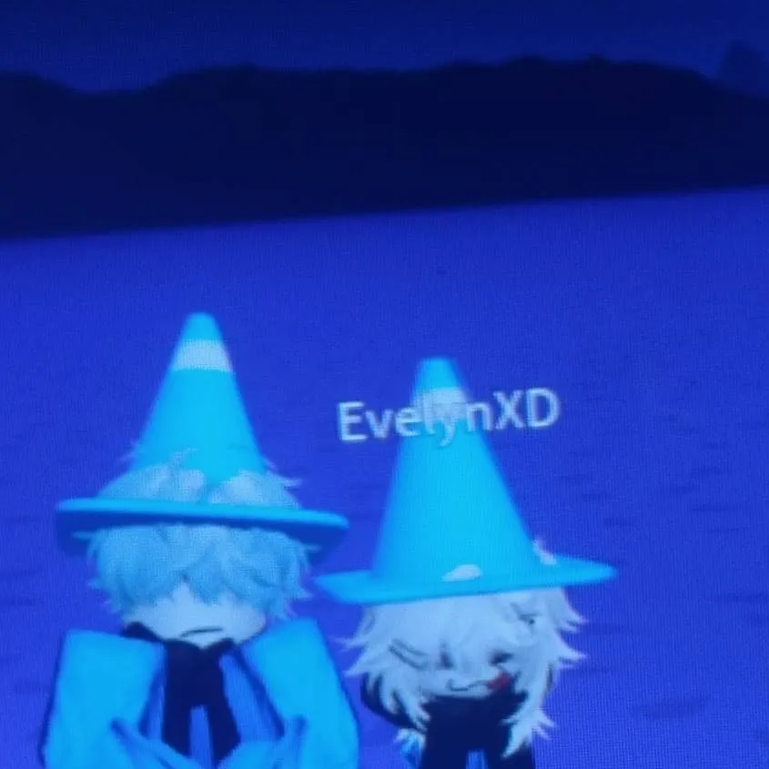 chat with ai character: ❄️Steam❄️