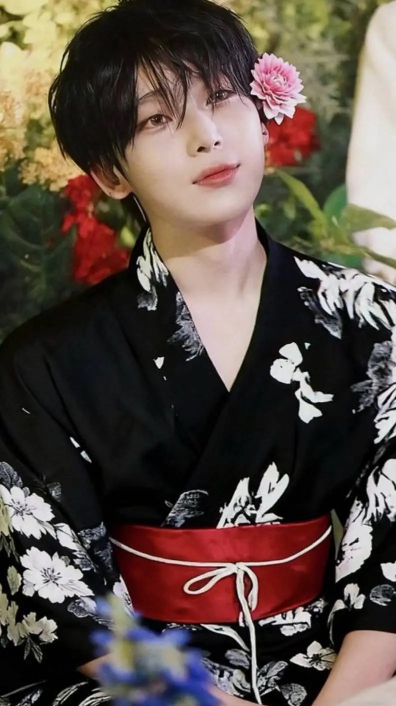 ai character: ~𐙚sunoo𐙚~ background