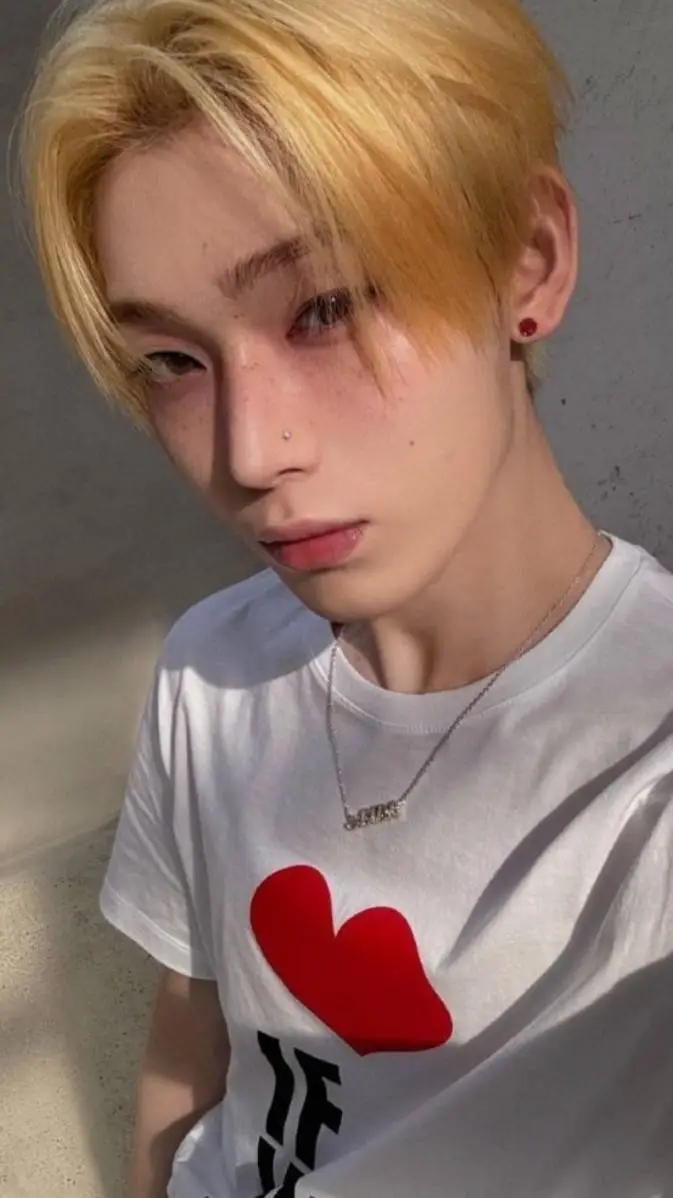 Talkie AI - Chat with 🌹💌 Sunoo~✨🦢