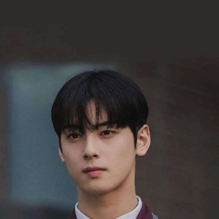 chat with ai character: lee su-ho 