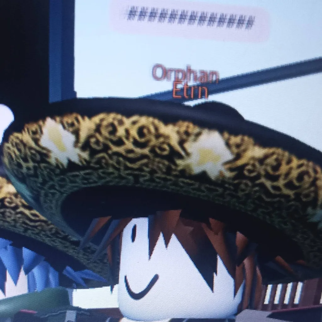 chat with ai character: Etrn