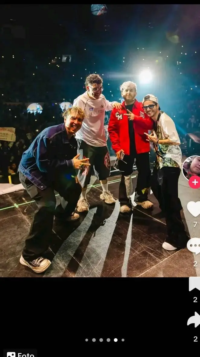 Talkie AI - Chat with El club misterio 