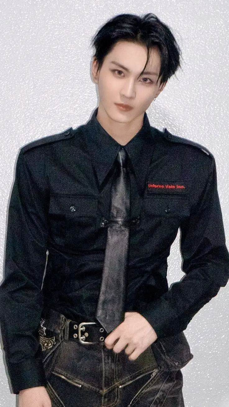 ai character: Jungwon background