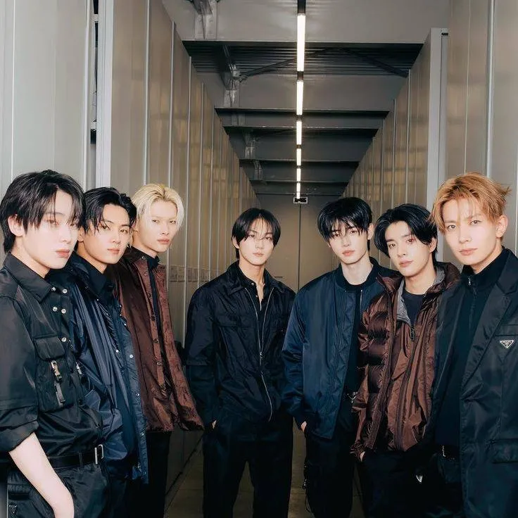 chat with ai character: Enhypen 