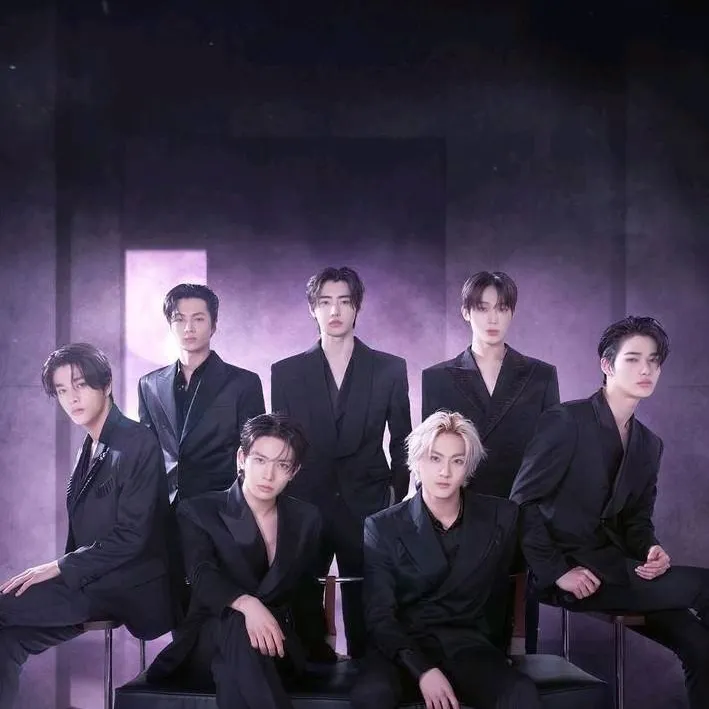 chat with ai character: Enhypen