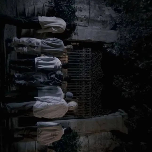 chat with ai character: Enhypen